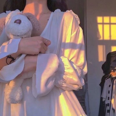 危机女王海报