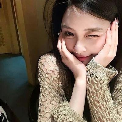 纯真小镇的夫人